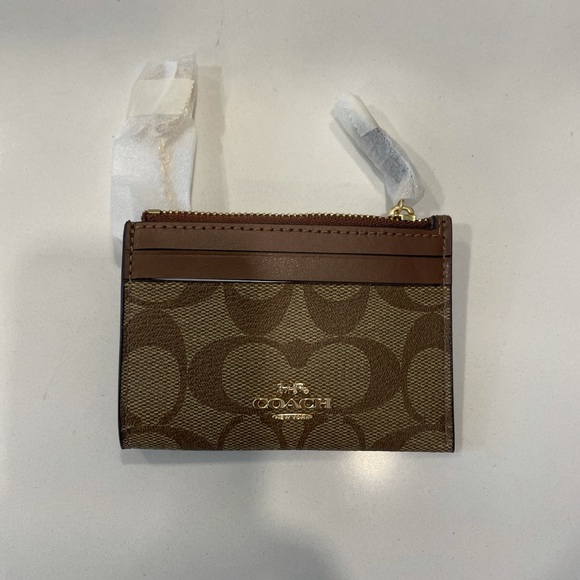 Band new Coach card case - Picture 5 of 6